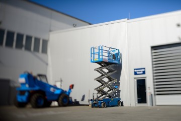 Scheren Arbeitsbhne Scheren Arbeitsbhnen Preis Scherenarbeitsbhne mieten Scheren Arbeitsbhnen Preise Arbeitsbhnen Verleih